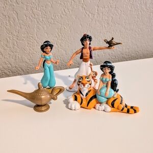 Disney Aladdin and Jasmine Figurine Collection